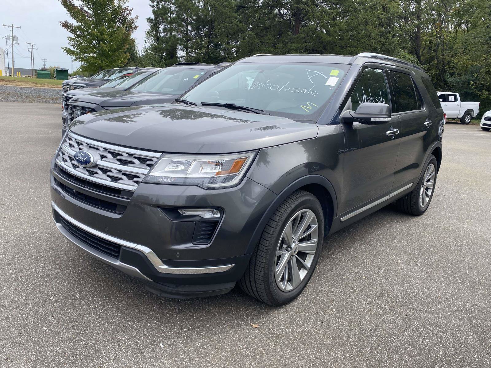 Used 2018 Ford Explorer Limited FWD image 3