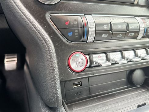 Used 2022 Ford Mustang Premium image 22