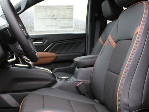 New 2026 GMC Canyon AT4 w/ Nightfall Essentials Package image 20