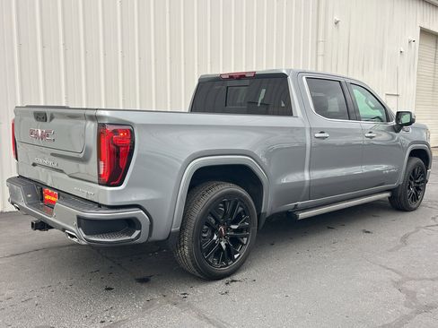 New 2026 GMC Sierra 1500 Denali w/ Denali Reserve Package image 7