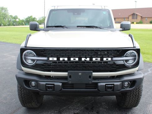 New 2026 Ford Bronco Badlands AWD/4WD image 2
