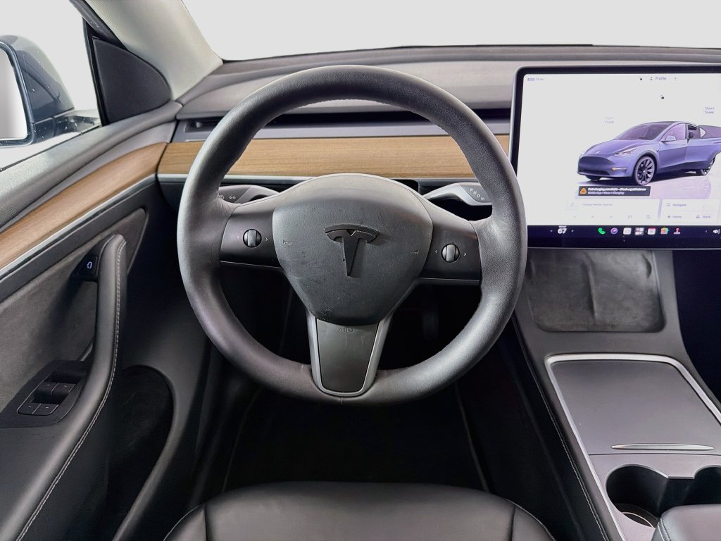 Used 2022 Tesla Model Y Long Range AWD/4WD image 24