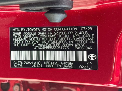 Used 2025 Toyota Corolla XSE FWD image 30