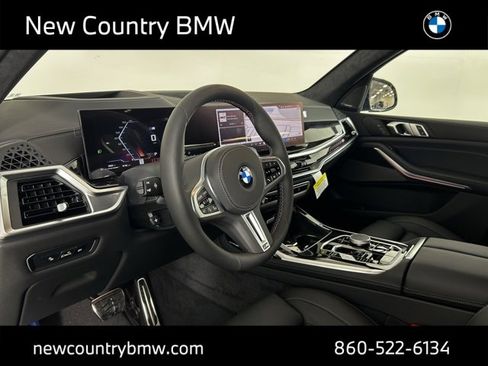 New 2026 BMW X7 M60i image 12