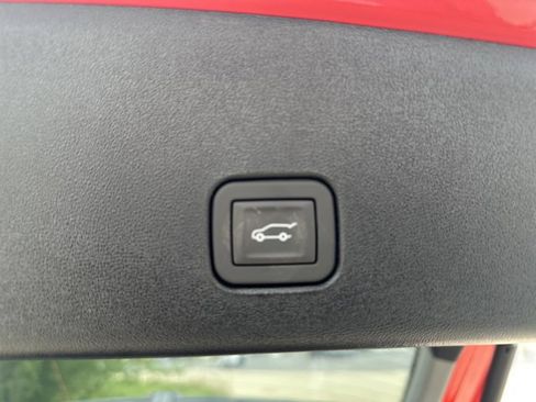 New 2025 Cadillac Optiq Sport 2 w/ LPO, Floor Liner Package image 36