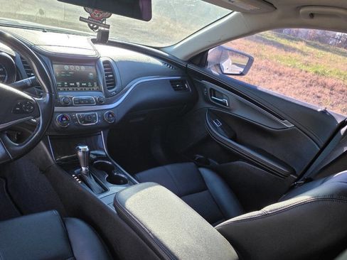 Used 2019 Chevrolet Impala LT image 10