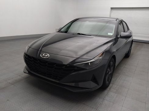 Used 2023 Hyundai Elantra SEL w/ Cargo Package FWD image 15