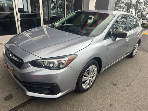 Used 2022 Subaru Impreza 2.0i image 2