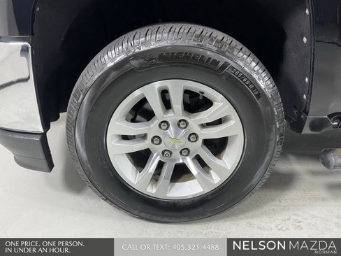 Used 2017 Chevrolet Silverado 1500 LT w/ All Star Edition AWD/4WD image 10