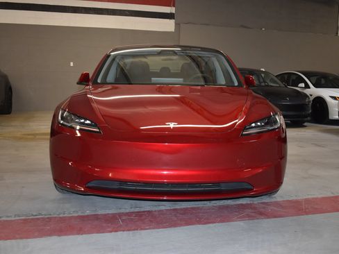 Used 2024 Tesla Model 3 Standard Range RWD image 2