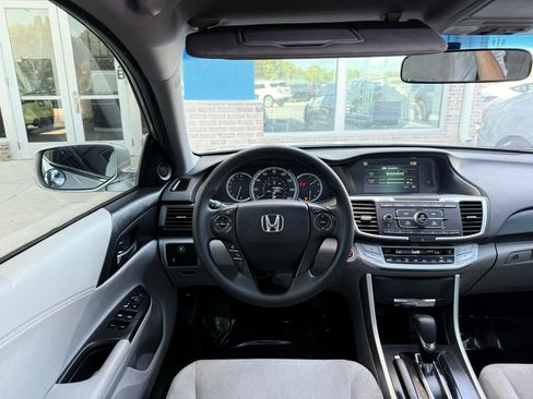 Used 2013 Honda Accord EX image 25