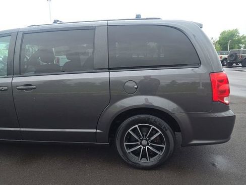 Used 2018 Dodge Grand Caravan GT FWD image 14