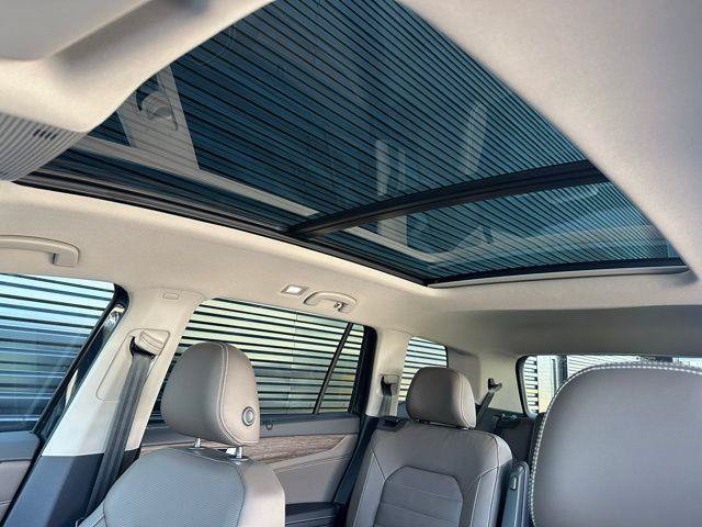 New 2025 Volkswagen Atlas SEL AWD/4WD image 13