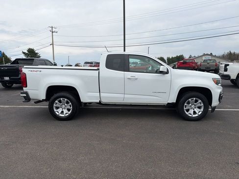 Used 2022 Chevrolet Colorado LT w/ Fleet Safety Package image 2