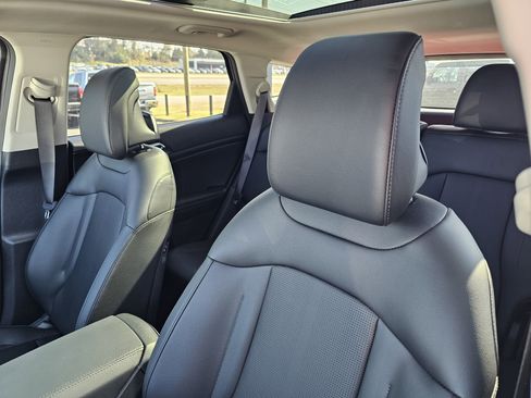 New 2026 Kia Sportage EX w/ EX Panorama Roof Package image 17