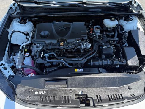 Used 2025 Toyota Camry SE FWD image 20
