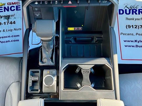 Used 2025 Toyota Tundra Limited image 41