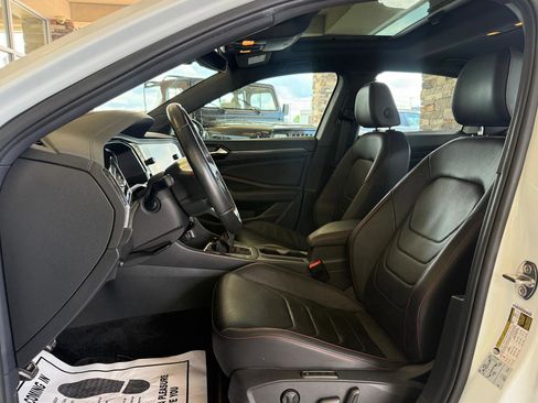Used 2019 Volkswagen Jetta GLI Autobahn FWD image 10