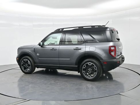 Used 2025 Ford Bronco Sport Outer Banks image 9