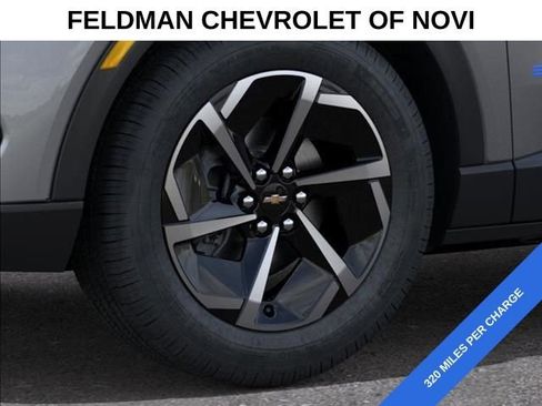 New 2026 Chevrolet Equinox EV LT image 9