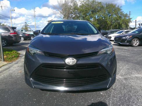 Used 2019 Toyota Corolla LE image 3