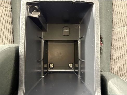 Certified 2024 Toyota 4Runner SR5 image 31