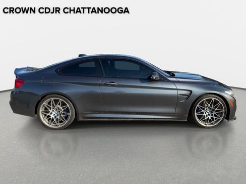 Used 2017 BMW M4 Coupe RWD image 6