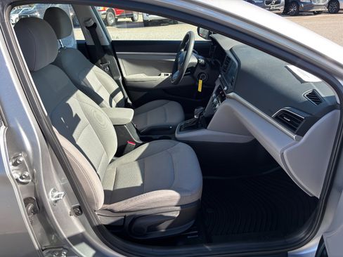 Used 2020 Hyundai Elantra SEL image 22
