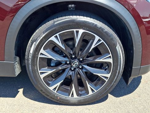 Used 2024 MAZDA CX-90 Plug-In Hybrid w/ Premium Pkg AWD/4WD image 9