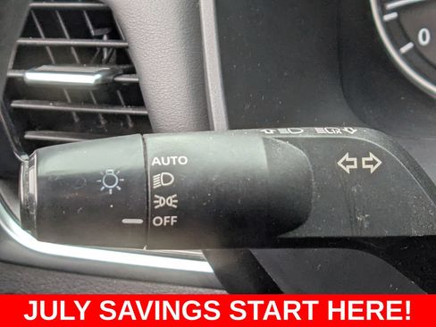 Used 2022 Nissan Rogue SV FWD image 38