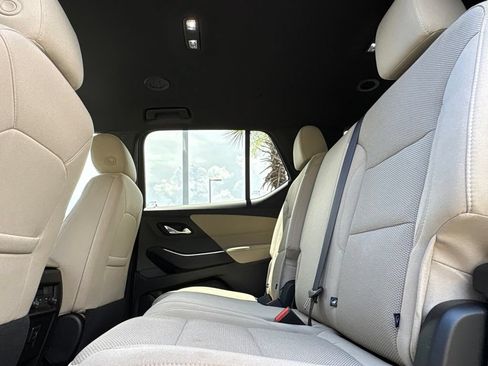 Used 2023 Chevrolet Traverse LS w/ Safety Package FWD image 11