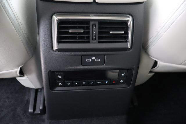 Used 2024 MAZDA CX-90 3.3 Turbo S w/ Premium Plus AWD/4WD image 19