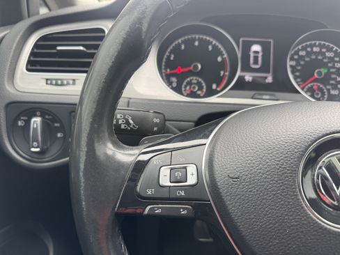 Used 2016 Volkswagen Golf SE w/ Lighting Package image 23