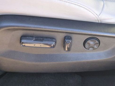 Used 2020 Honda CR-V EX-L image 16