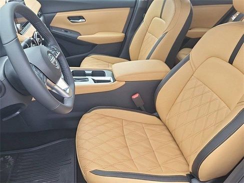 New 2025 Nissan Sentra SV w/ SV Premium Package image 9