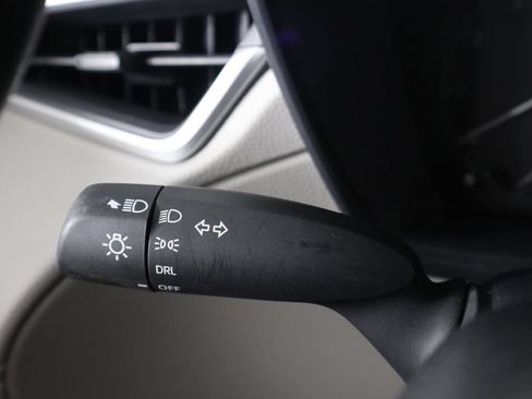 Used 2024 Toyota Corolla Cross L FWD image 32