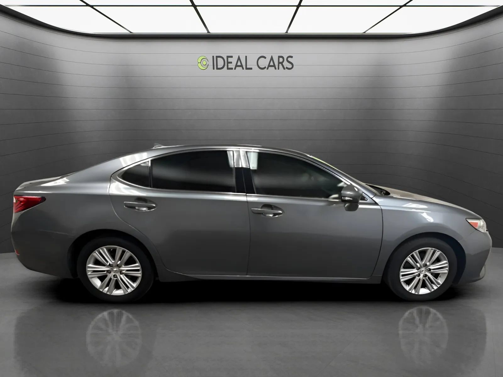 Used 2014 Lexus ES 350 w/ Premium Package FWD image 4