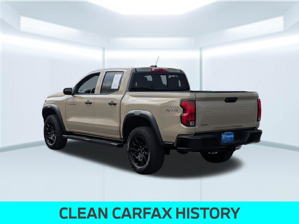 Used 2024 Chevrolet Colorado Trail Boss w/ Advanced Trailering Package AWD/4WD image 3