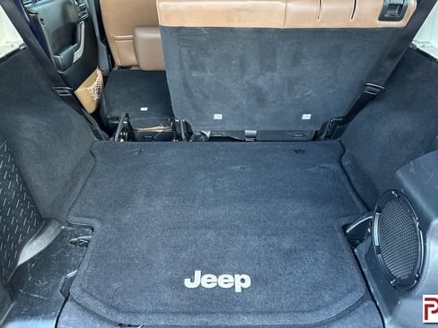 Used 2013 Jeep Wrangler Unlimited Sahara w/ Connectivity Group image 18