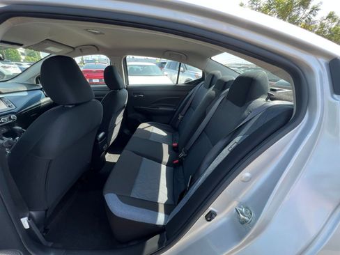 Used 2025 Nissan Versa SV FWD image 29