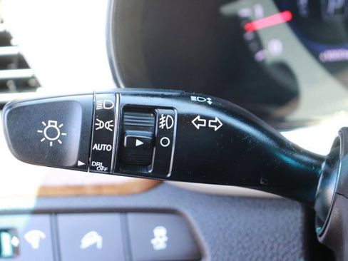Used 2016 Hyundai Santa Fe Limited w/ Option Group 04 FWD image 25