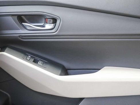 Certified 2025 Honda Accord SE image 22