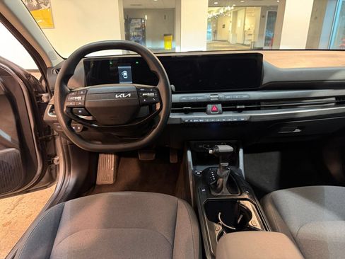 Used 2025 Kia K4 FWD image 34