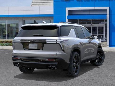 New 2026 Chevrolet Traverse RS image 4