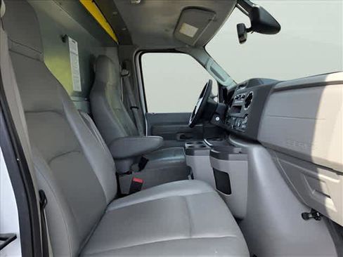 Used 2024 Ford E-350 and Econoline 350 Super Duty w/ Driver's Safety Package RWD image 22
