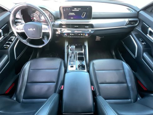Used 2022 Kia Telluride LX image 15