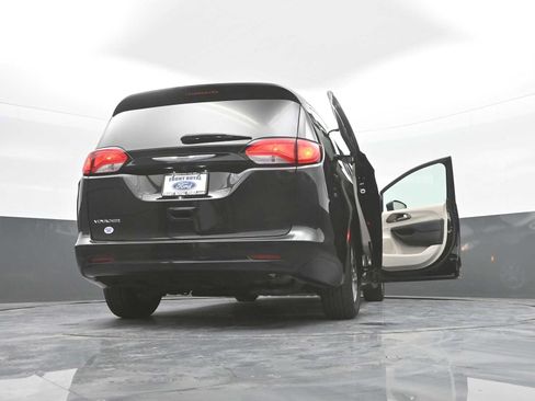 Used 2024 Chrysler Voyager LX FWD image 49
