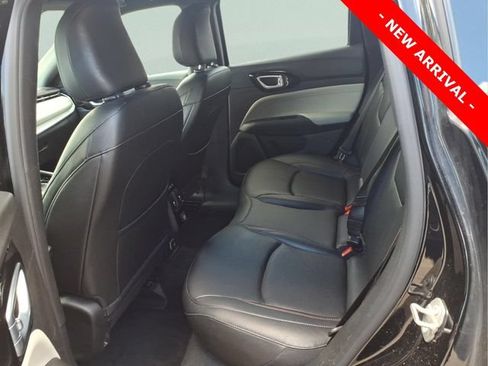 Used 2024 Jeep Compass Limited AWD/4WD image 11