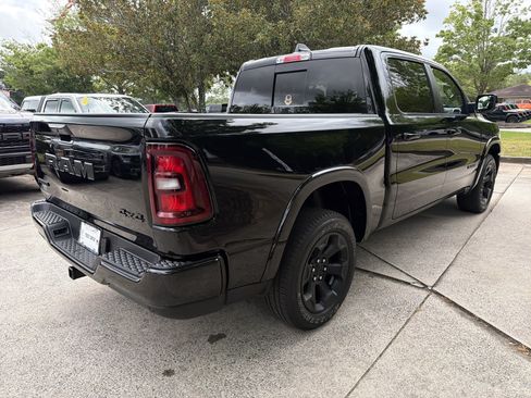Used 2025 RAM 1500 Big Horn AWD/4WD image 5