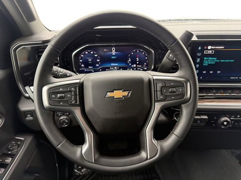 Certified 2025 Chevrolet Silverado 1500 LT image 13